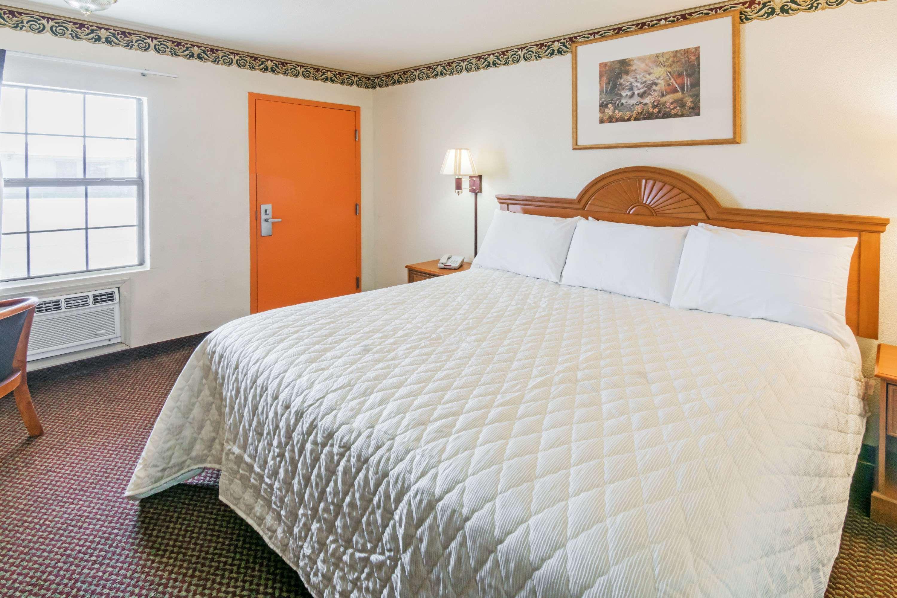 Travelodge By Wyndham 2* Temple